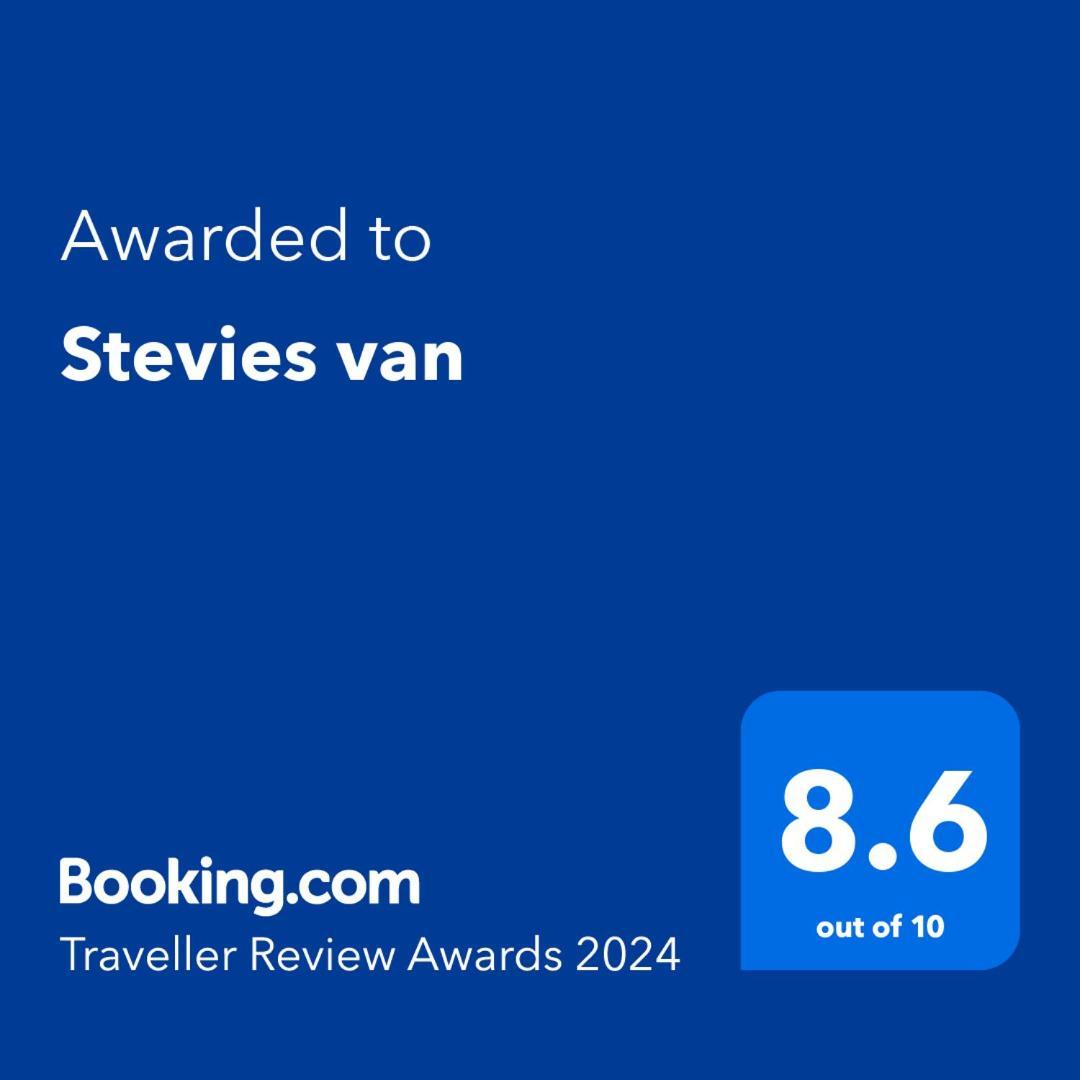 Stevies Van Tunstall  Dış mekan fotoğraf